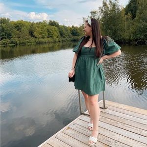 FRANCESCA’S Alexia Bow Back Mini Dress